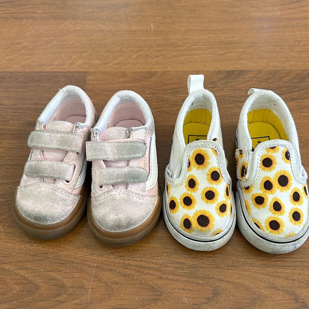 2 Pairs Toddler Vans Size 5 - pink and sunflowers